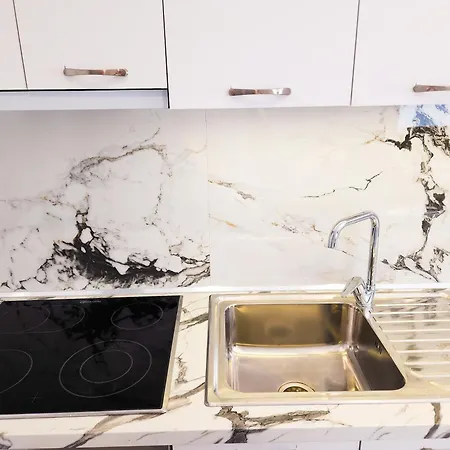 Rooftop Sweet アパート