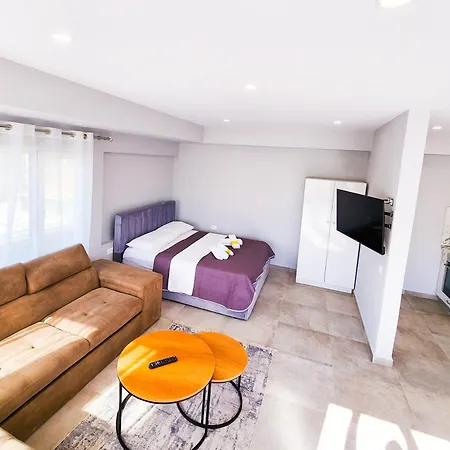 Rooftop Sweet * ティラナ