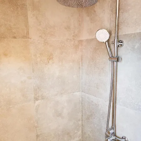 Rooftop Sweet * ティラナ