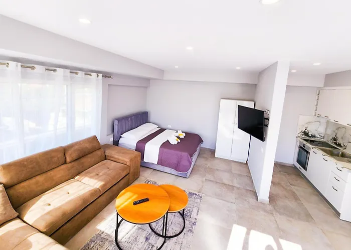 Rooftop Sweet * Tirana